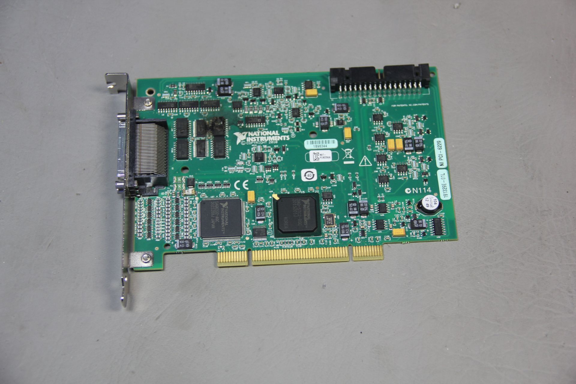 NATIONAL INSTRUMENTS MULTIFUNCTION DAQ CARD