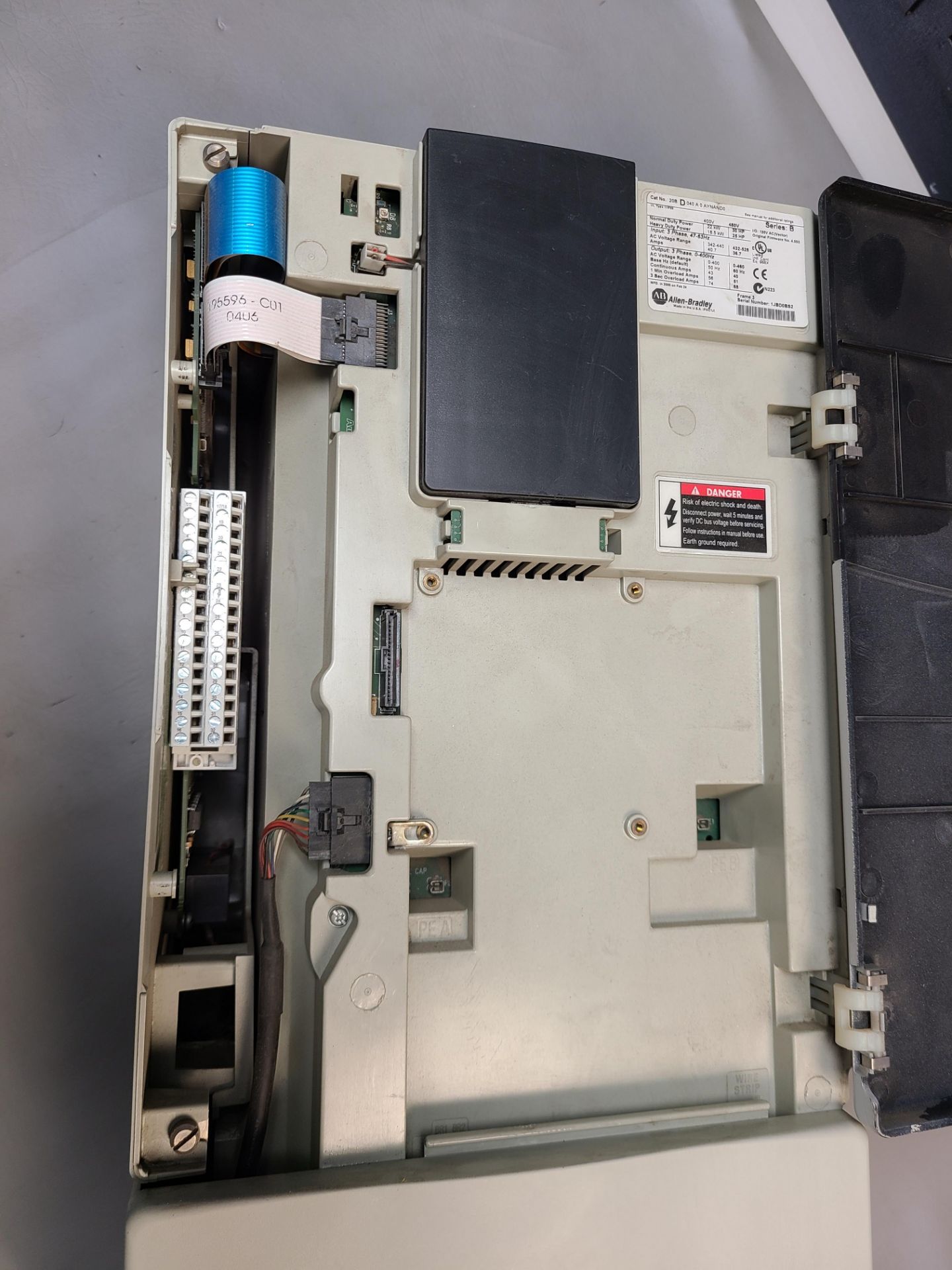 ALLEN BRADLEY POWERFLEX 700 30HP AC DRIVE - Image 6 of 10