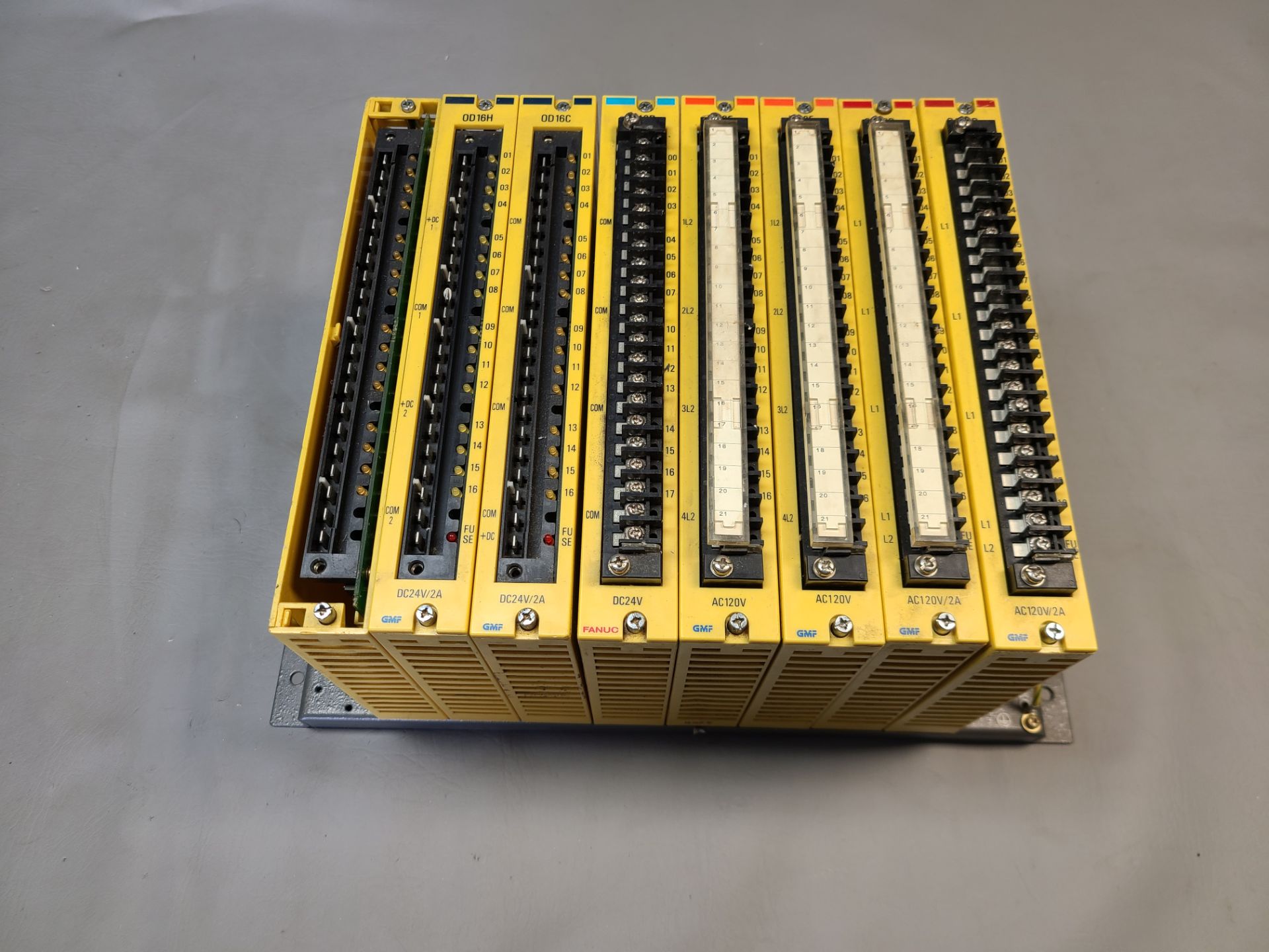 FANUC PLC RACK WITH 8 MODULES