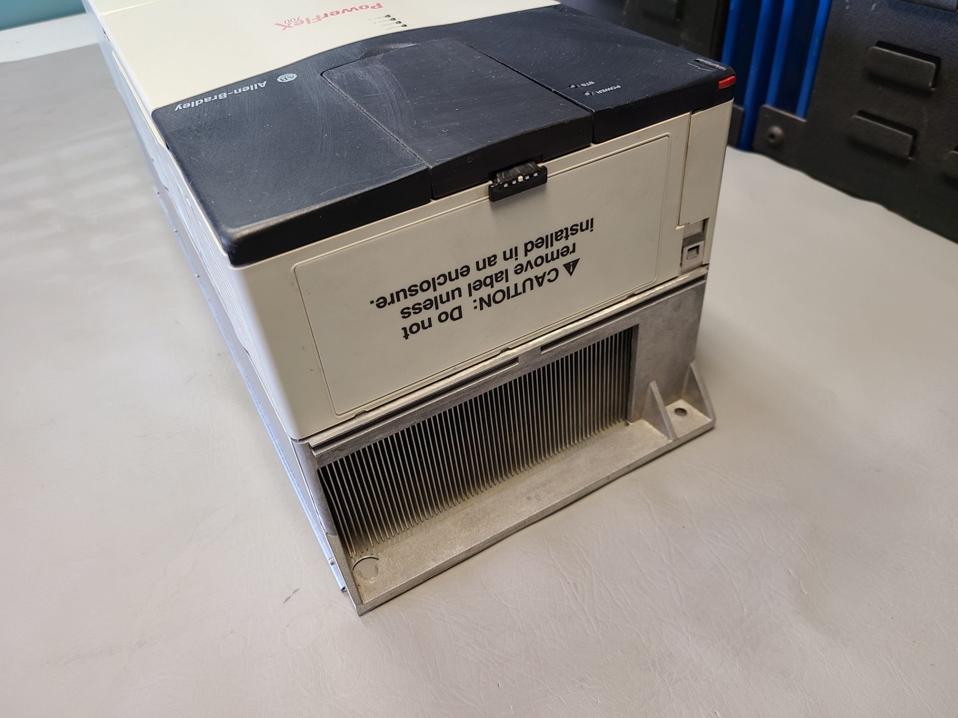 ALLEN BRADLEY POWERFLEX 700 30HP AC DRIVE - Image 3 of 10