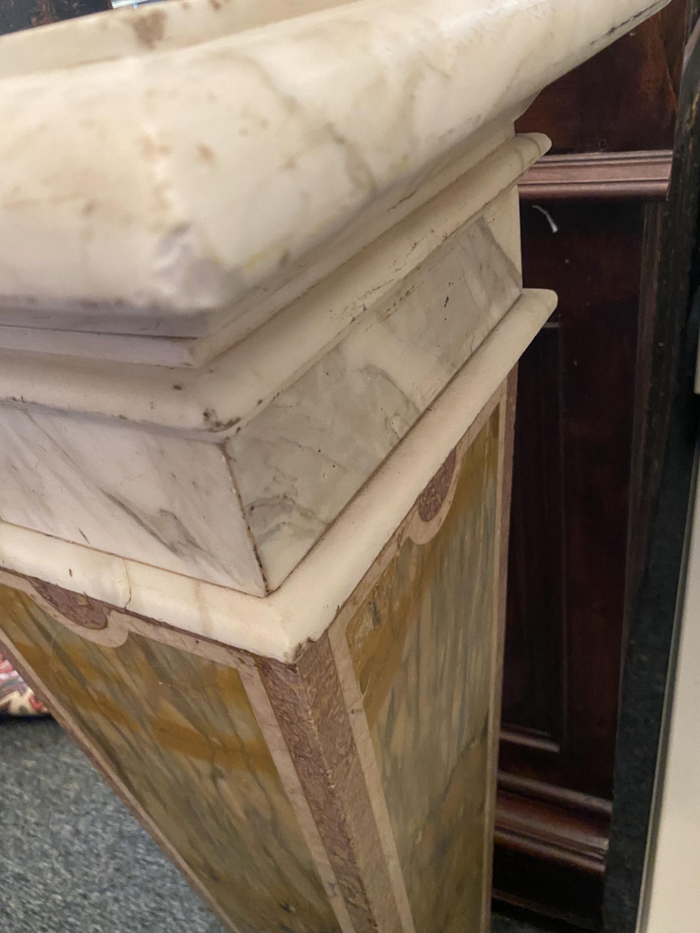 A pair of inlaid marble pedestals - Image 6 of 17