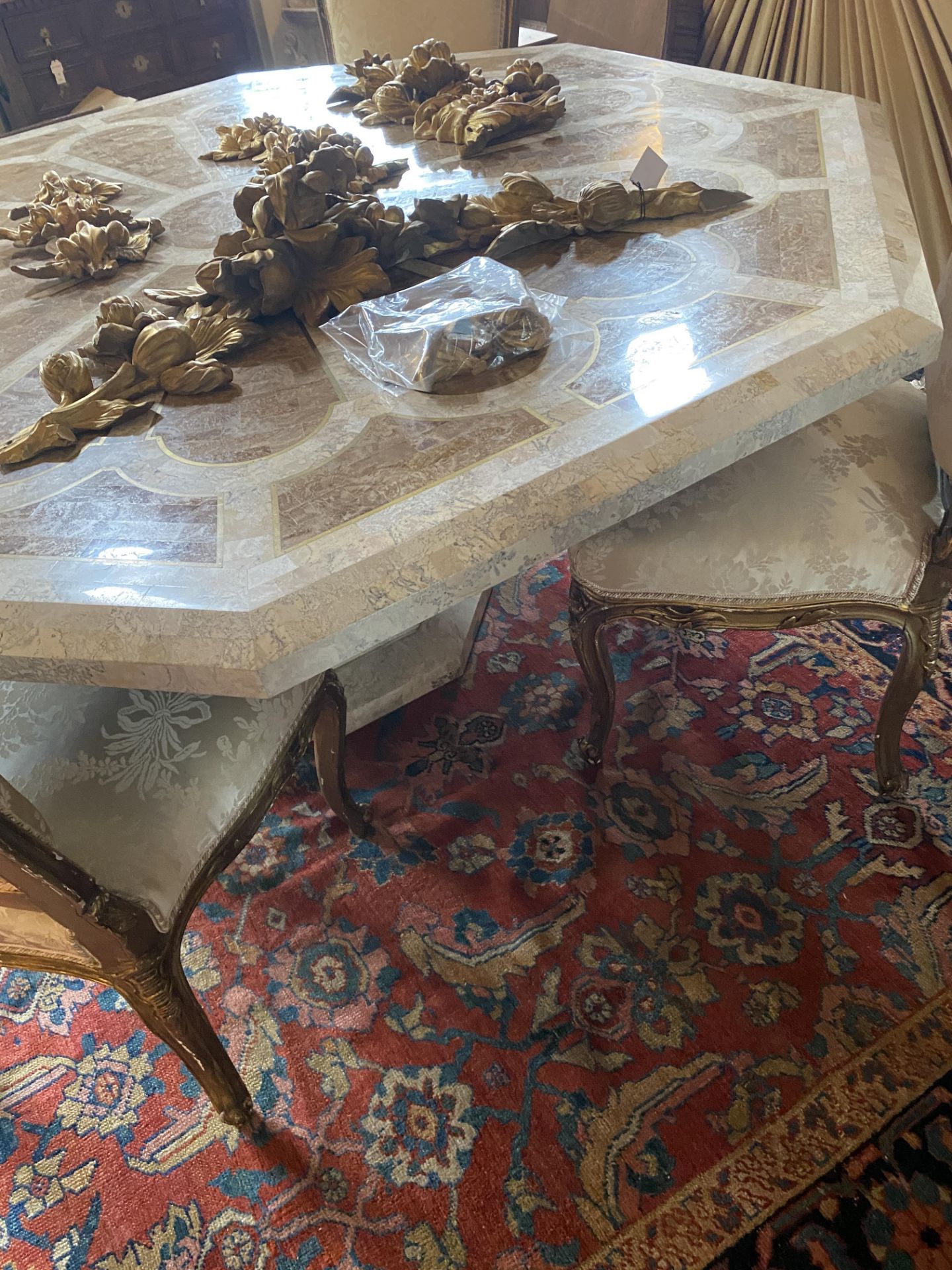 An octagonal marble veneered centre table - Image 9 of 12