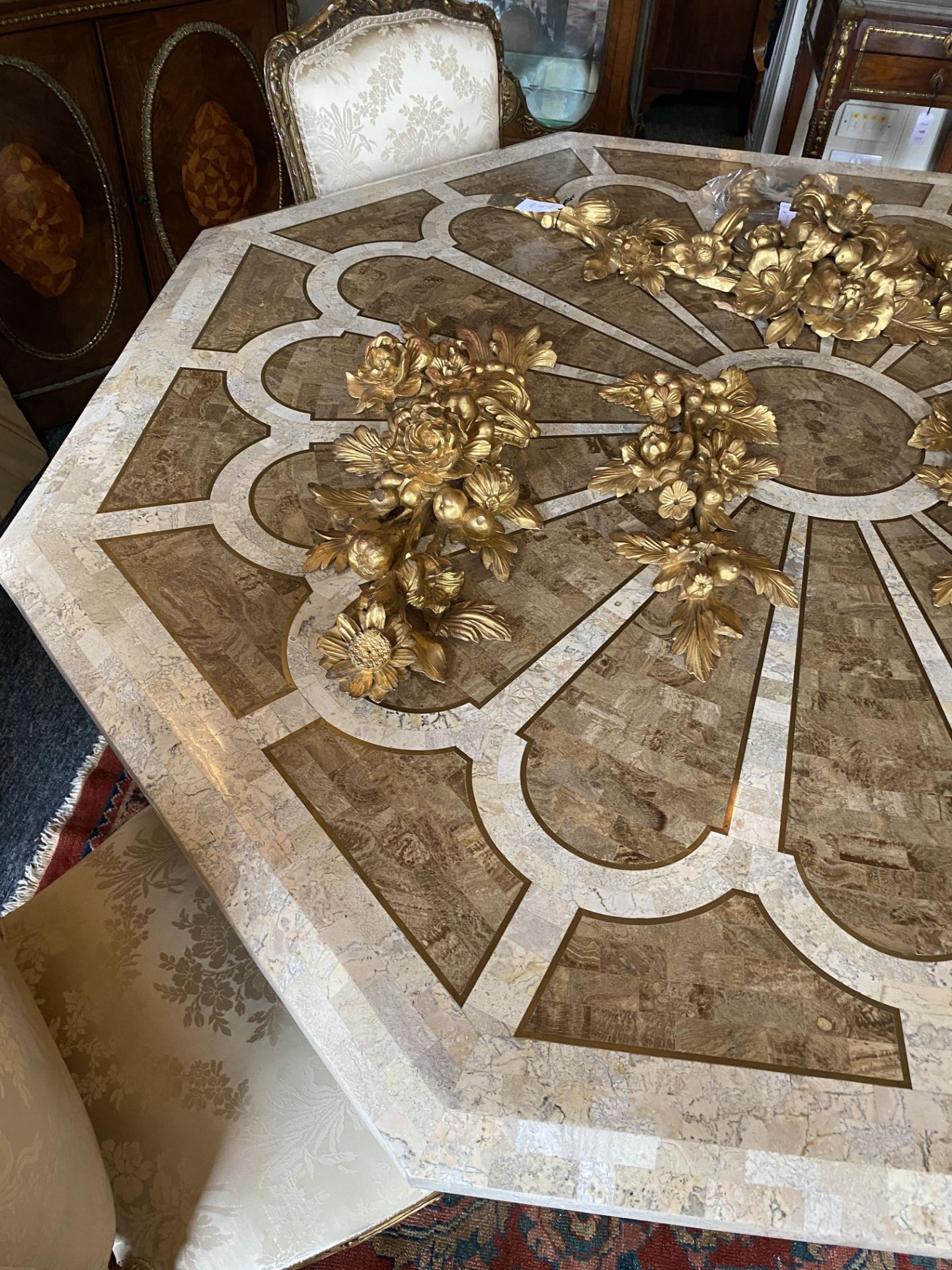 An octagonal marble veneered centre table - Image 5 of 12