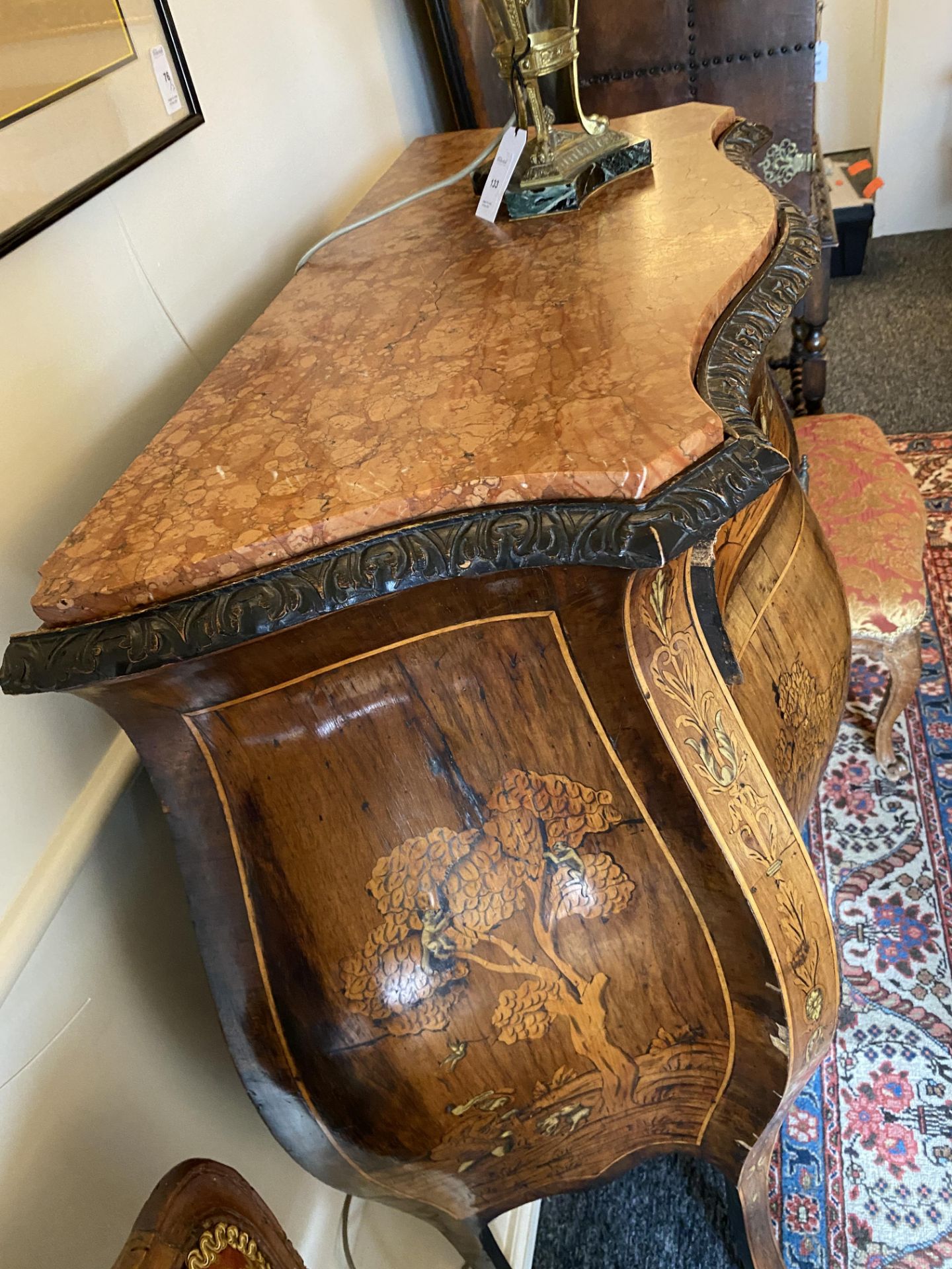 A late 19th / early 20th century marquetry commode - Image 5 of 12