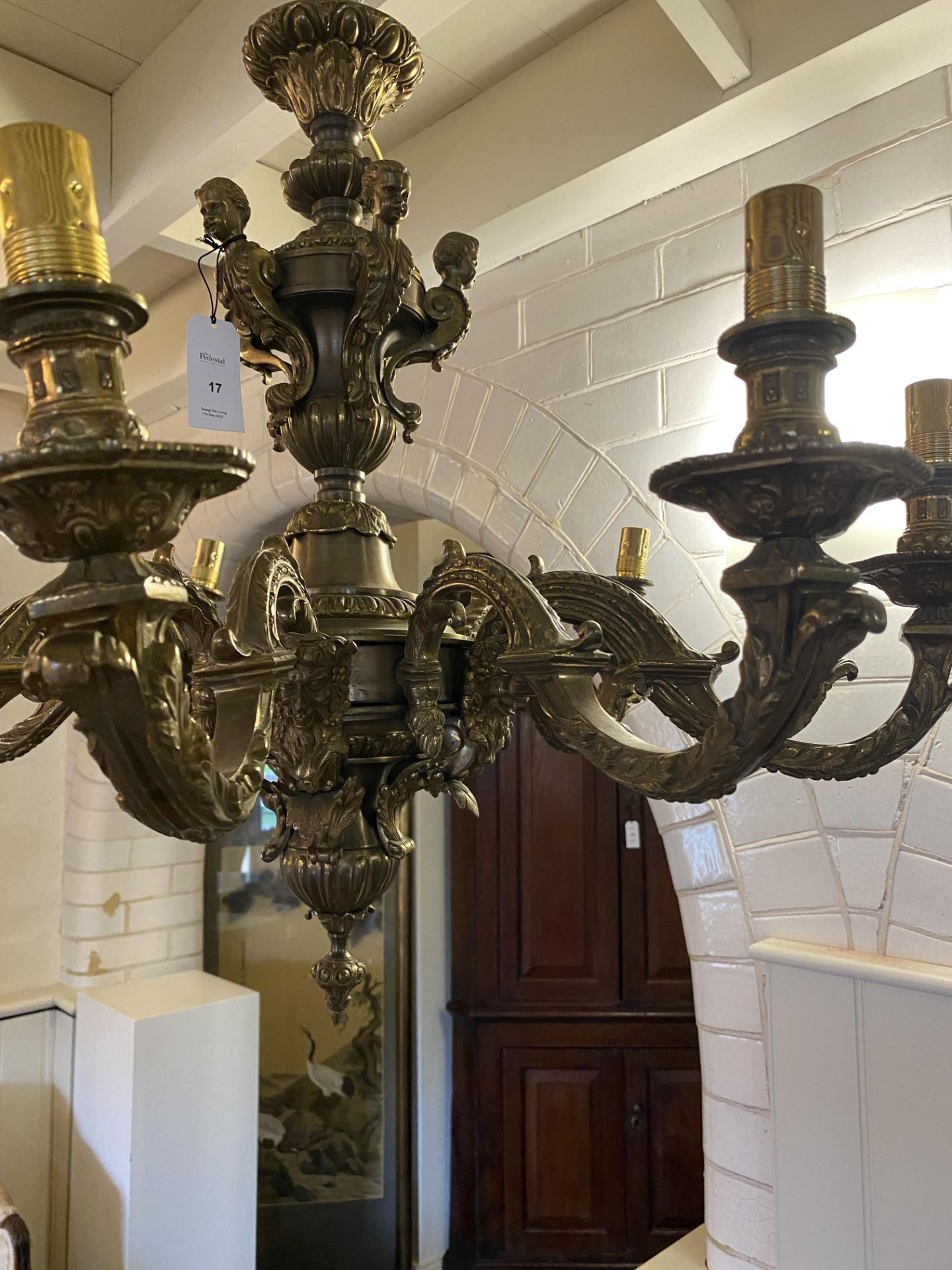A 20th century Louis XIV style gilt-bronze ten-light chandelier - Bild 7 aus 9