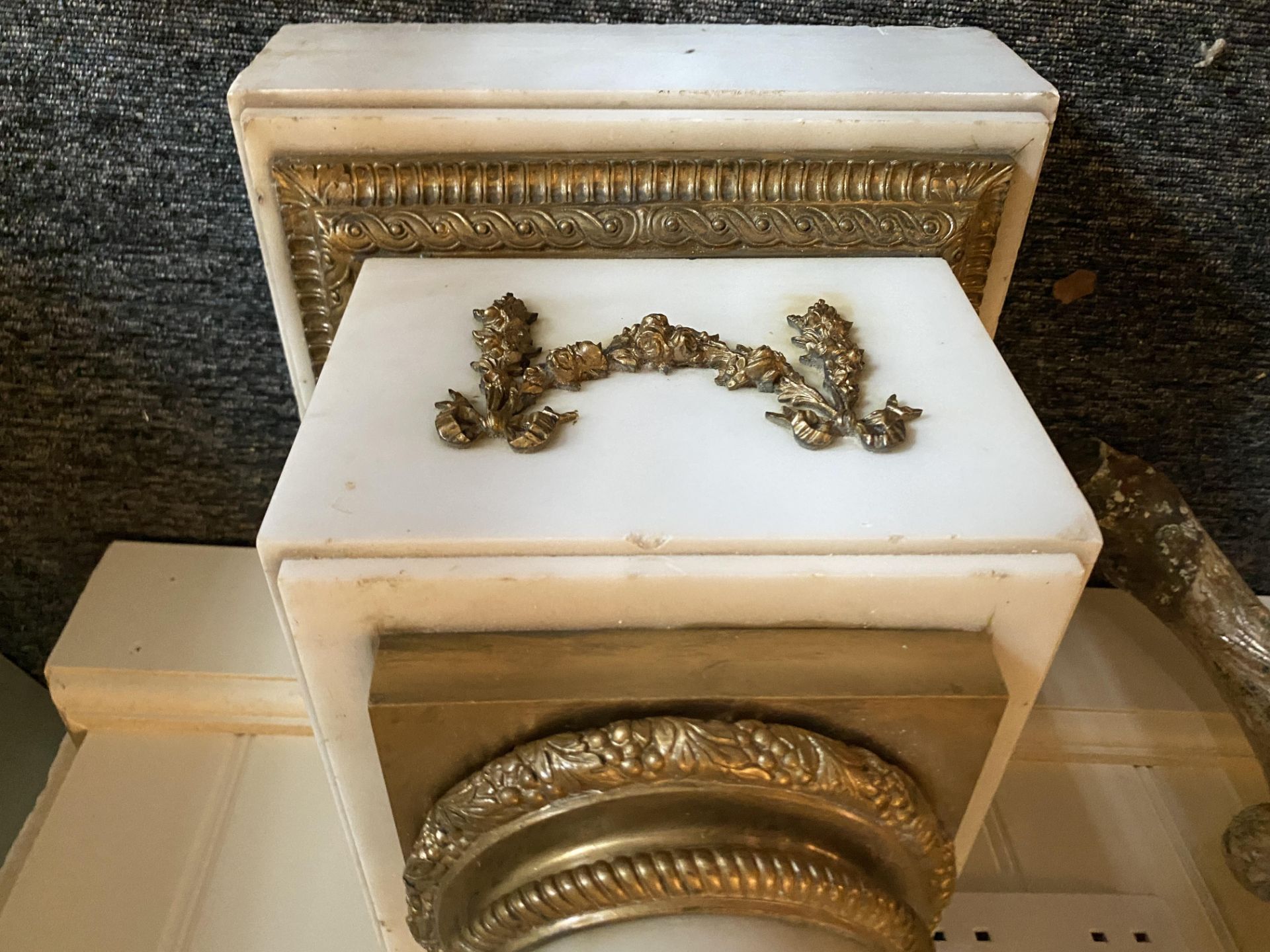 Two late 19th / early 20th century white marble and gilt bronze mounted pedestals - Image 11 of 13