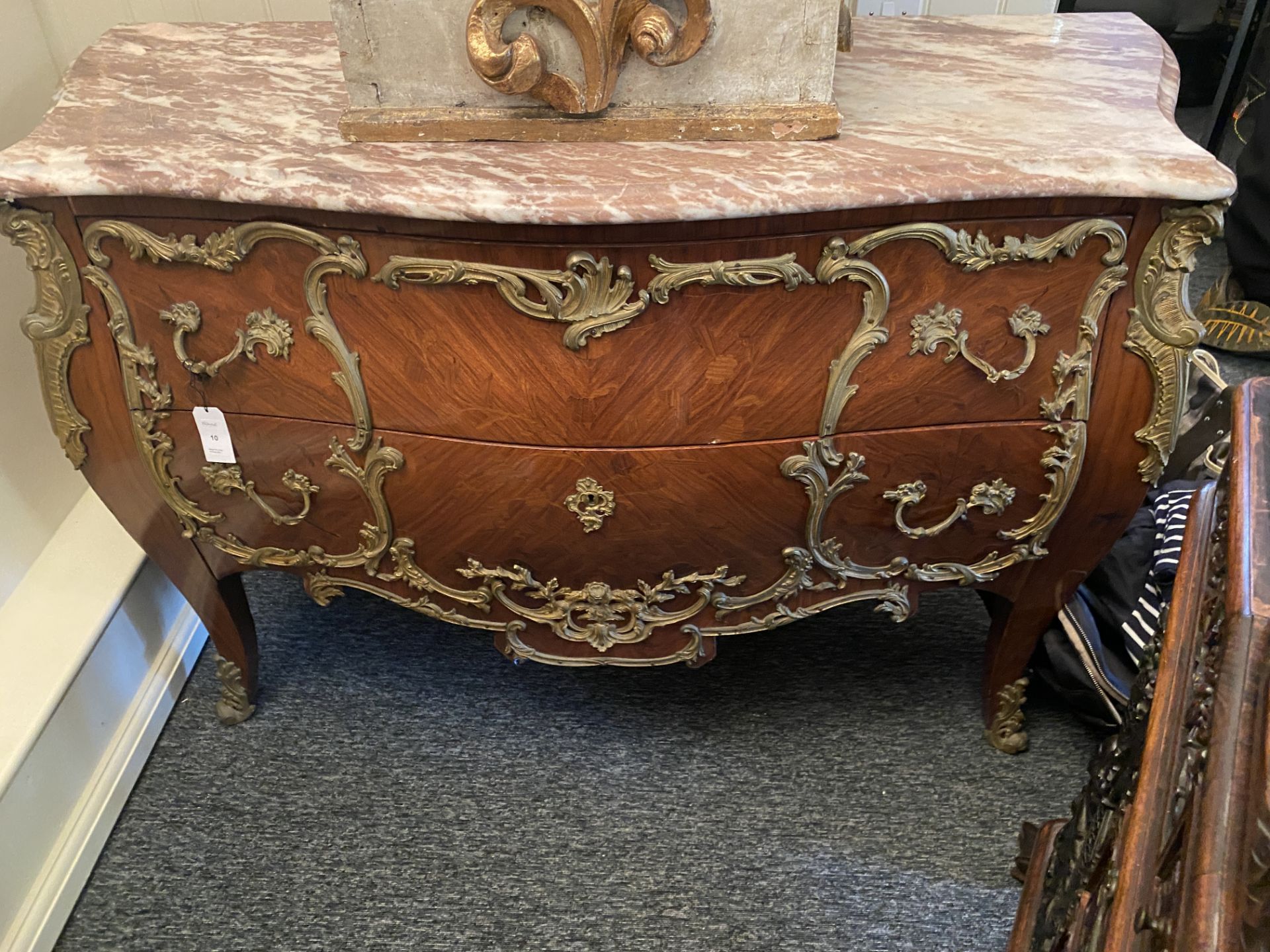 A 20th century Louis XV style rosewood marquetry bombé commode - Image 2 of 9