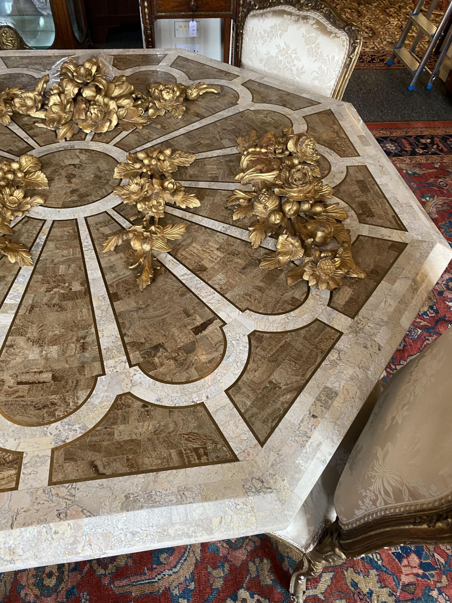 An octagonal marble veneered centre table - Image 3 of 12