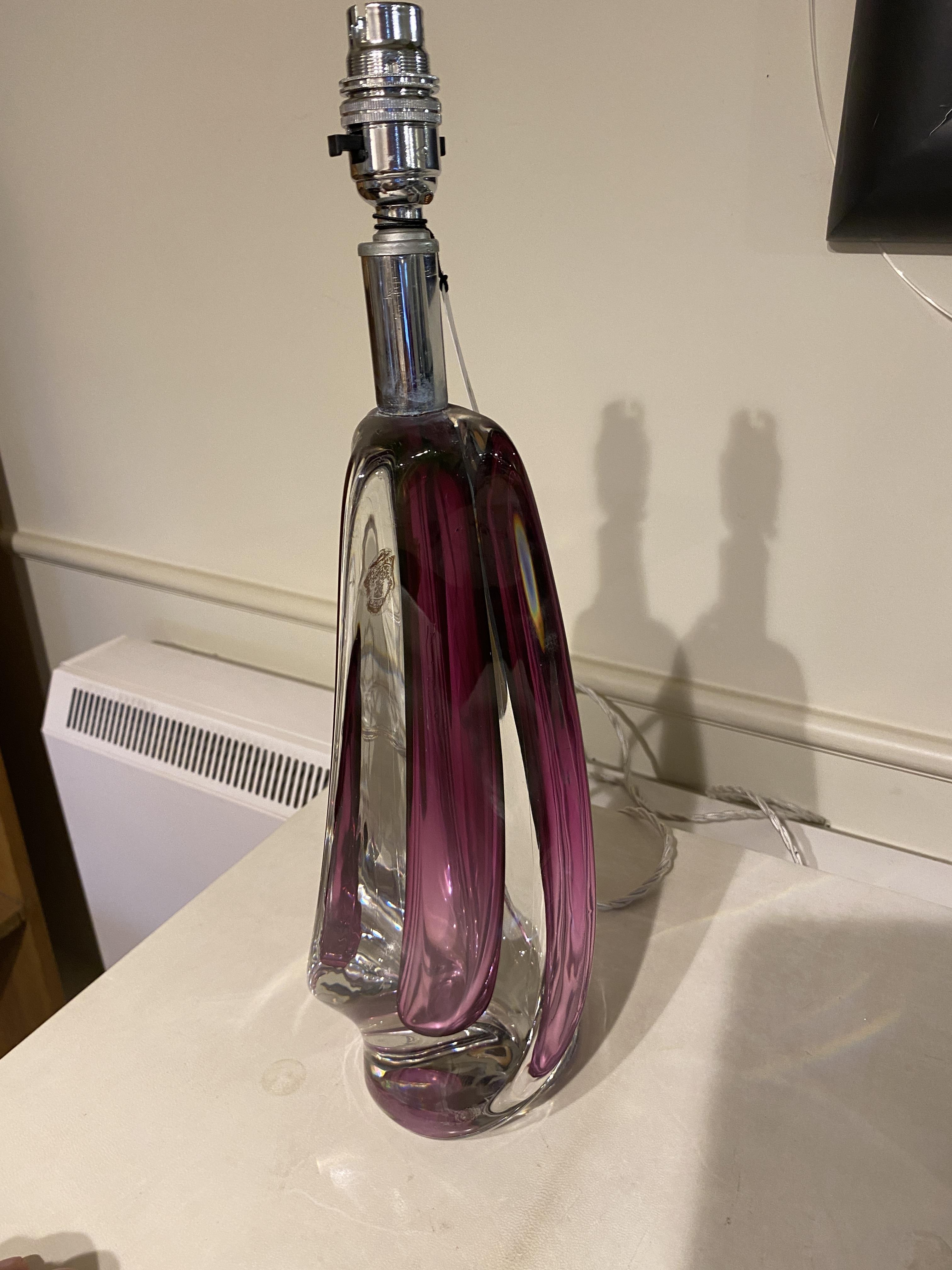 A pair of purple and white glass table lamps by Val St Lambert - Image 4 of 8
