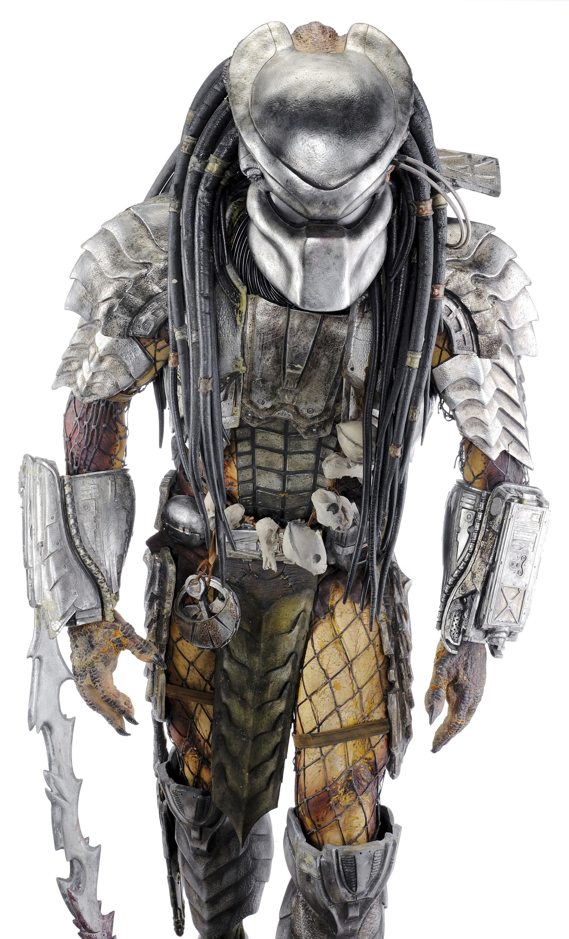 AVP: ALIEN VS. PREDATOR - Scar's (Ian Whyte) Predator Costume Display - Image 9 of 14