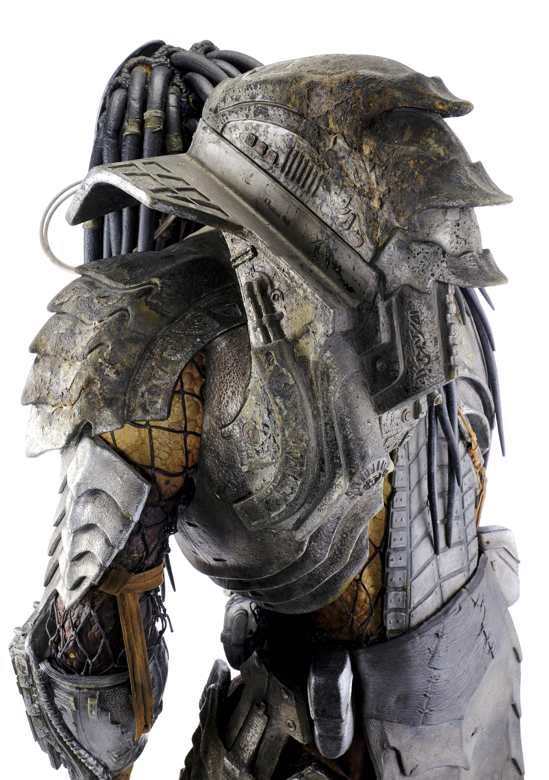 AVP: ALIEN VS. PREDATOR - Scar's (Ian Whyte) Predator Costume Display - Image 5 of 14