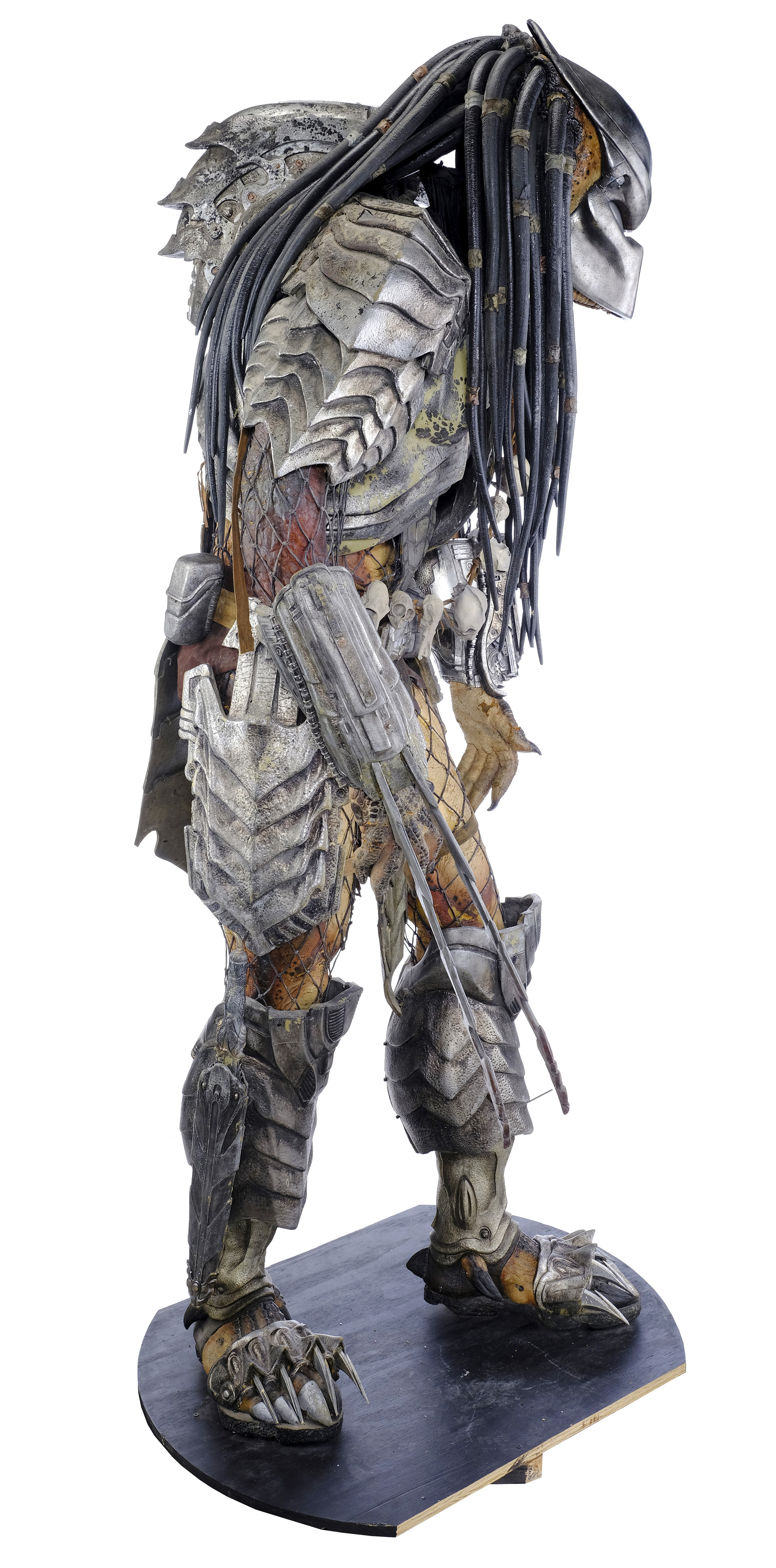 AVP: ALIEN VS. PREDATOR - Scar's (Ian Whyte) Predator Costume Display - Image 8 of 14