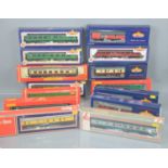 A group of Bachmann and Hornby 00 gauge railway carriages, all in original boxes