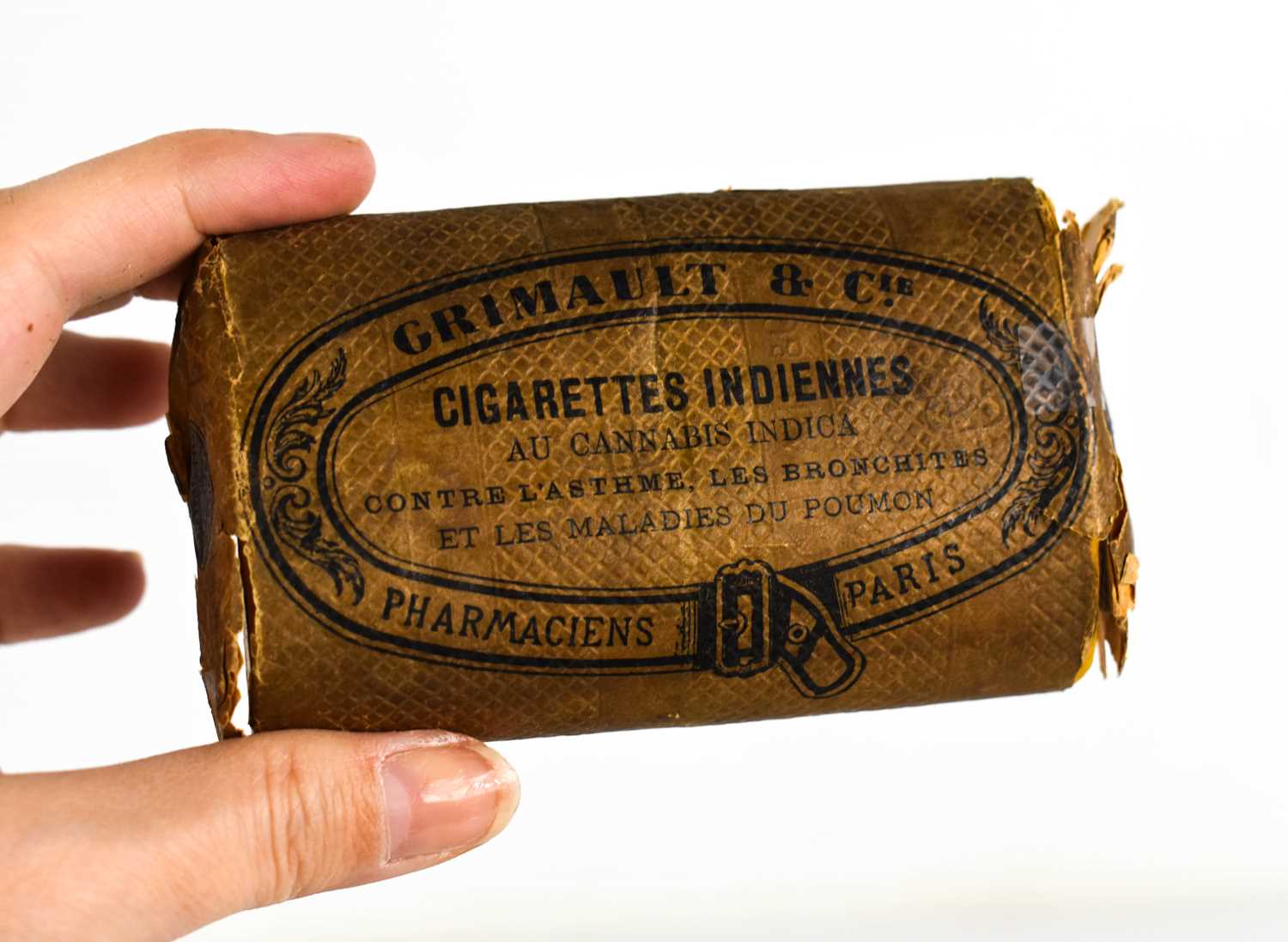 A 19th century packet of Grimault & Co asthma cigarettes.