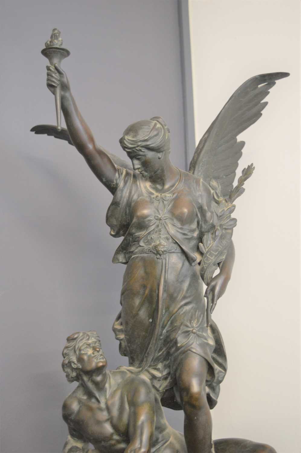 Émile Louis Picault (Paris, 1833-1915): A 19th century bronze sculpture of Victory and young man, - Bild 4 aus 8
