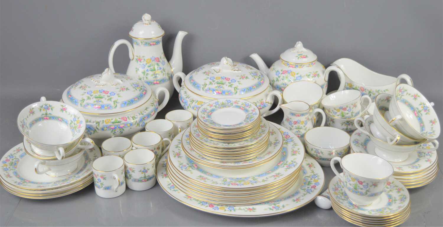 A Royal Worcester "Mayfield" tea / dinner sets to include tureens, plates, cups, saucers and other