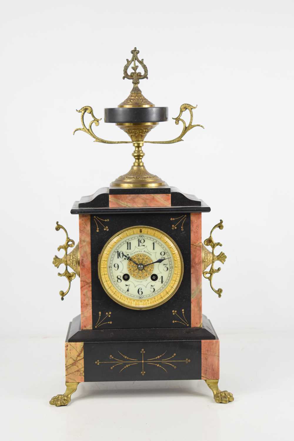 A late 19th century French marble, slate and bronze mantle clock, retailed by Friedrich Bohler, - Bild 2 aus 3