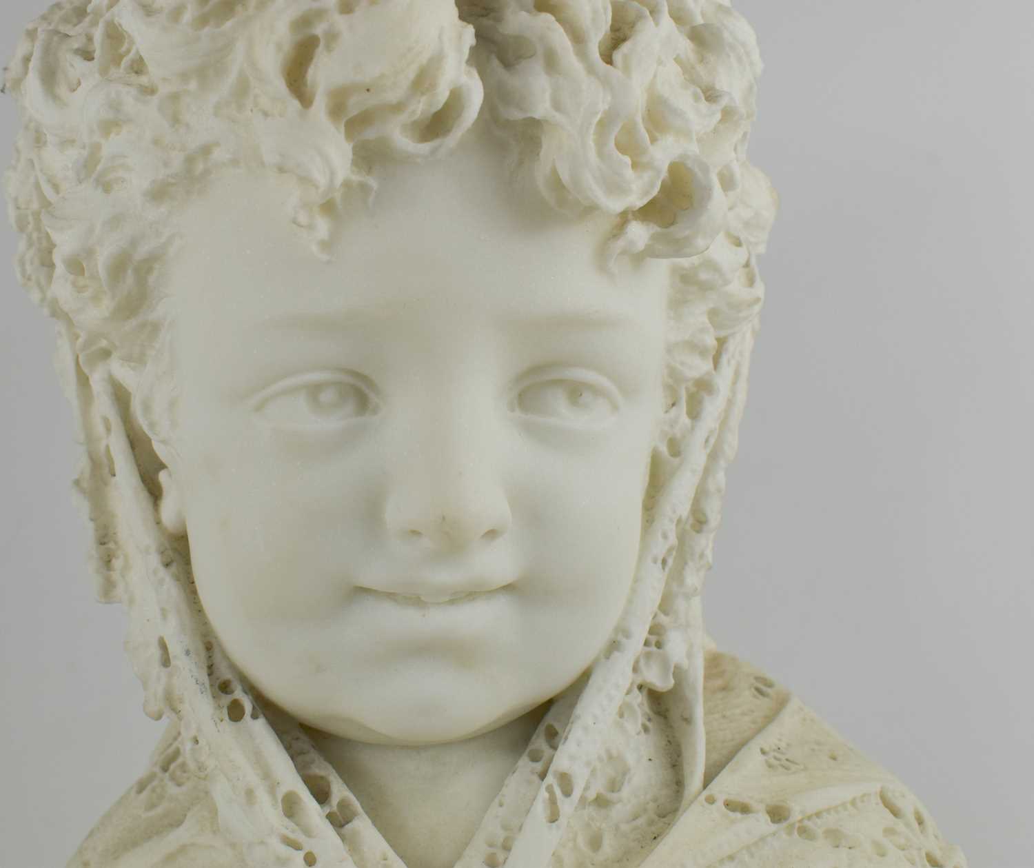 Antonio Argenti (1845-1916): a Carrera marble bust of a young lady in a mantiglia, signed verso - Bild 2 aus 2