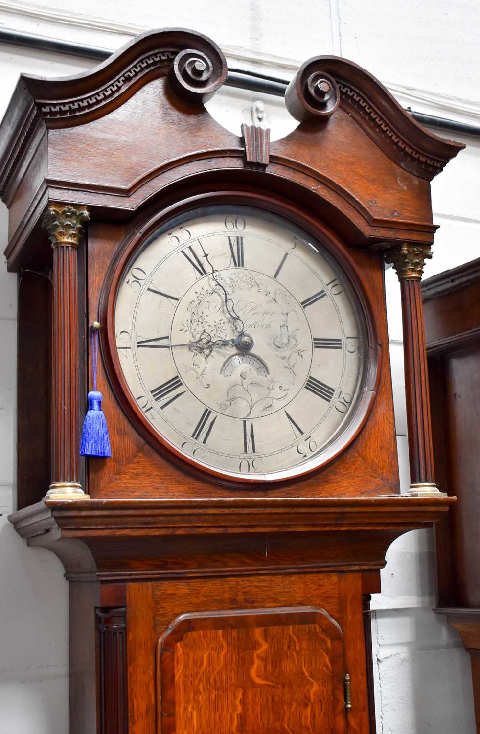 A 19th century Derbyshire oak longcase clock by James Bonn of Matlock having a circular silvered - Bild 3 aus 3