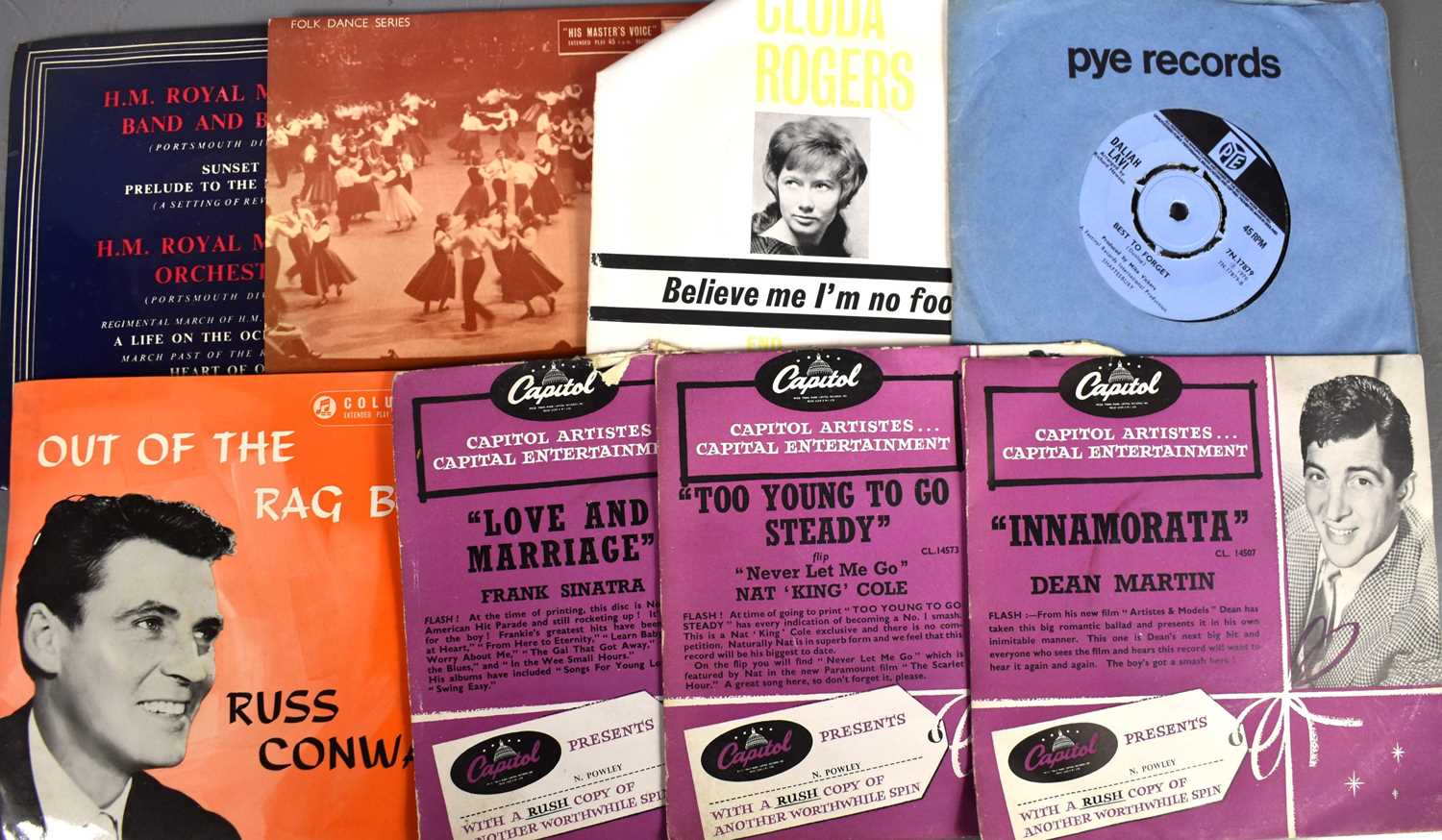 A group of 7" single records to include Ray Burns, Elvis Presley, George Browney, Johnathan King, - Bild 7 aus 15