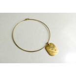 A 9ct gold ingot pendant on a 9ct gold hoop necklace, 34g.