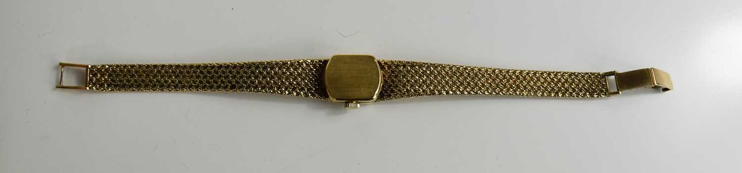 A 9ct gold cased Rotary vintage ladies wristwatch with 9ct gold strap, 29.8g. - Bild 3 aus 5