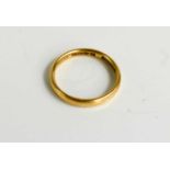 A 22ct gold wedding band, size N 1/2, 3.2g.