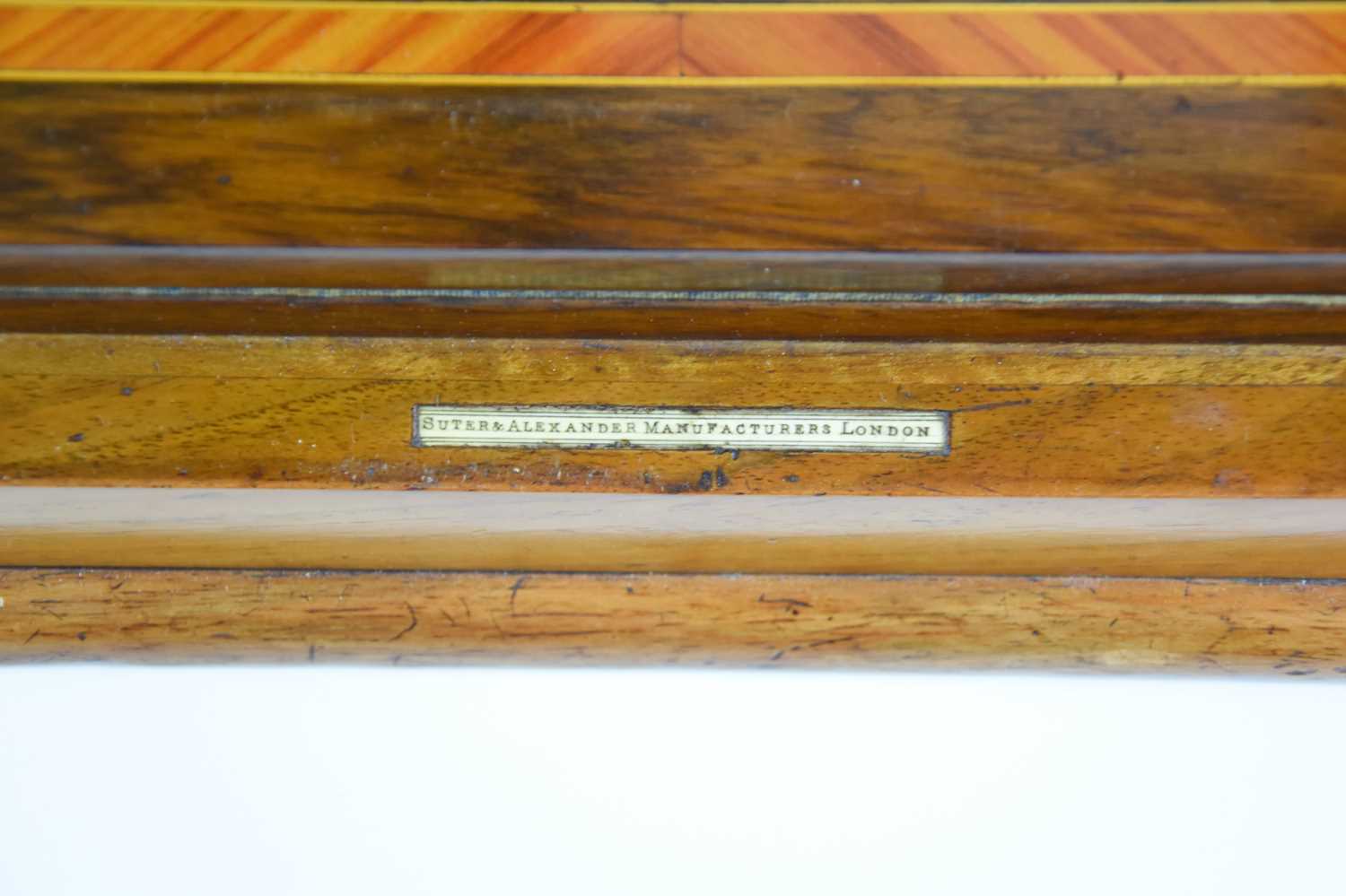 A 19th century Suter & Alexander walnut ladies table top writing box, opening to reveal a folding - Bild 3 aus 3