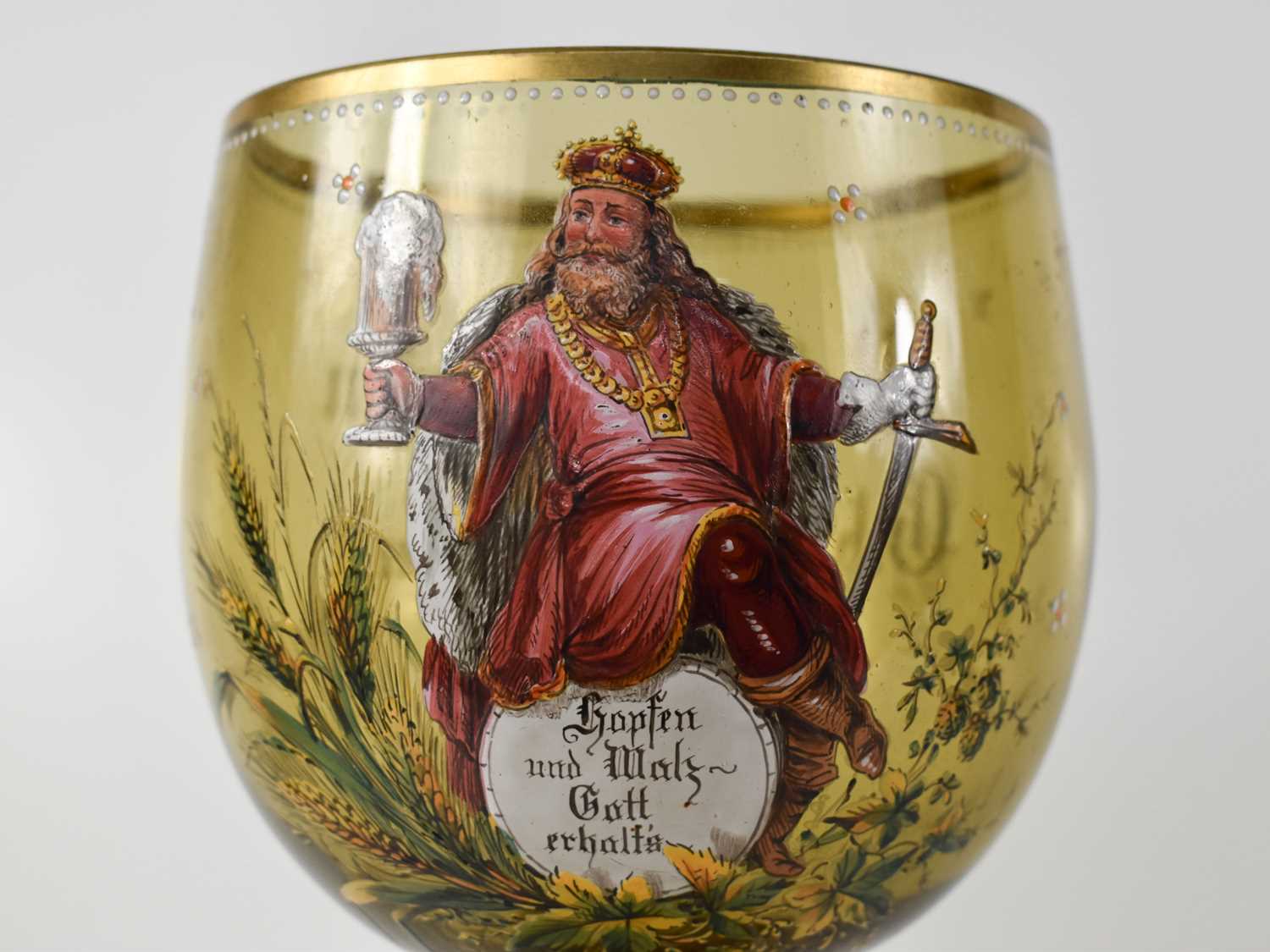A late 19th century German glass of large proportions, hand painted with inscription 'Hopfen u - Image 5 of 6