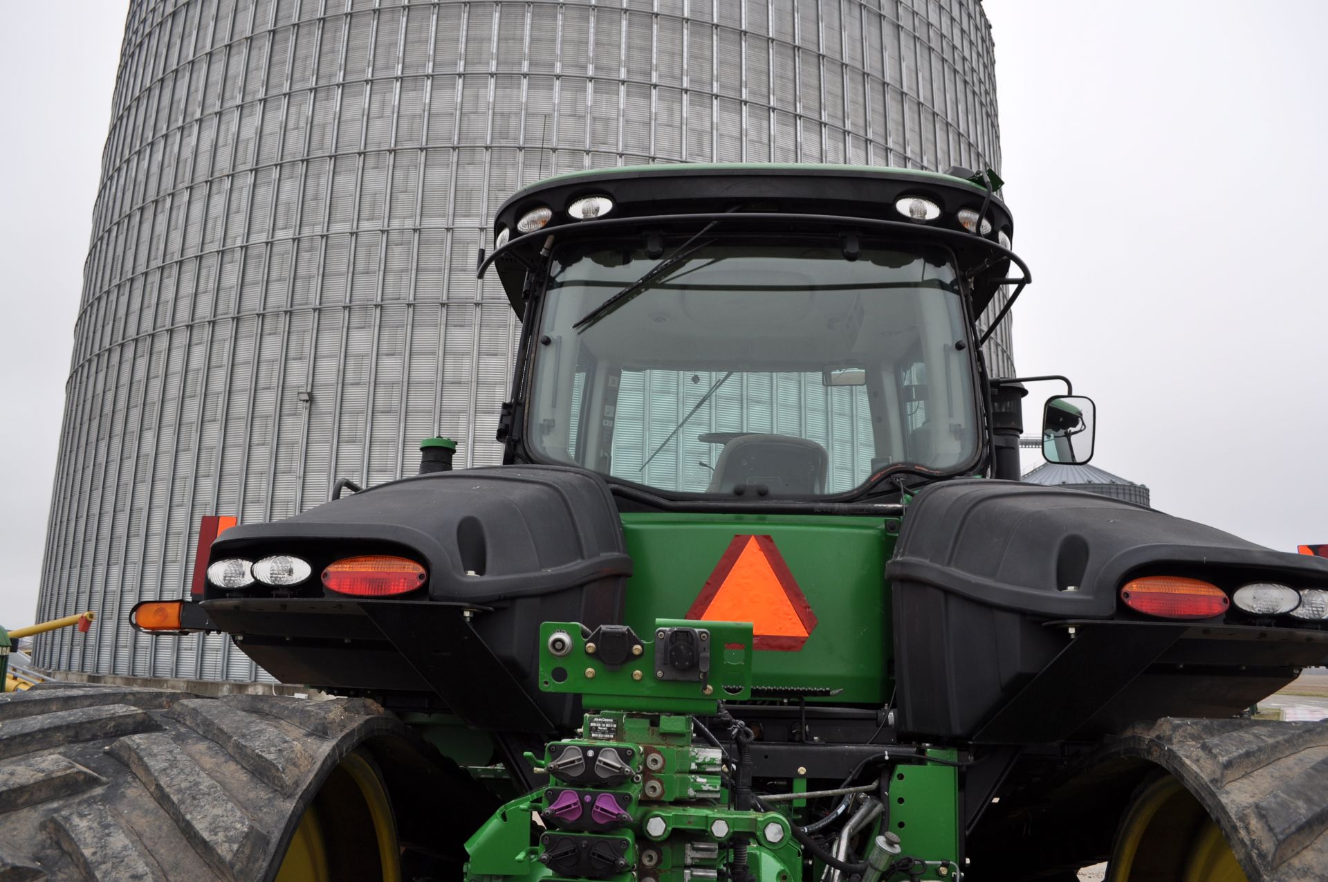 John Deere 9510RT track tractor, 36” belts, front weights, Powershift, 6 hyd remotes, 1000 PTO - Image 24 of 37