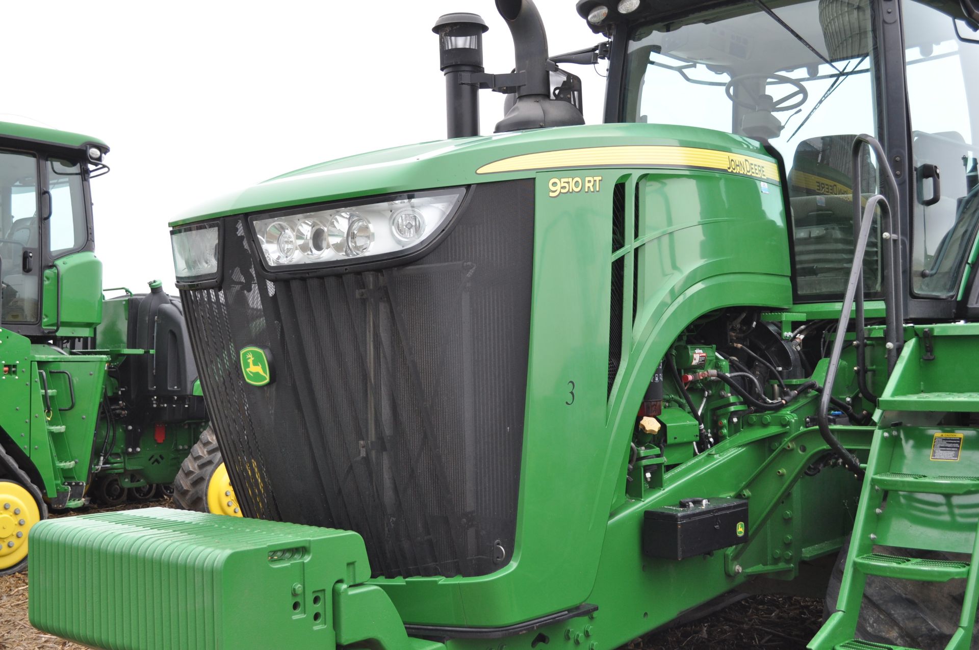 John Deere 9510RT track tractor, 36” belts, front weights, Powershift, 5 hyd remotes, 1000 PTO - Image 18 of 34