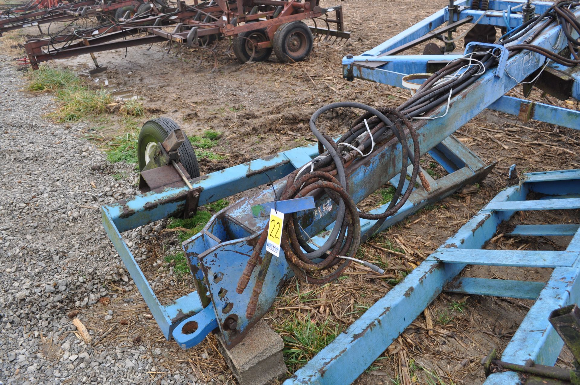 40’ DMI rear fold NH3 bar, lead coulters, spring cushioned shank, Blu-Jet floating closers - Image 6 of 35