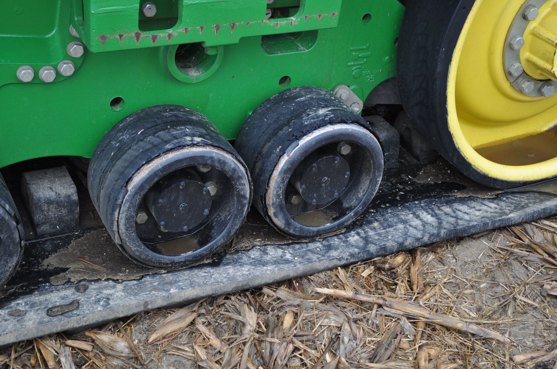 John Deere 9510RT track tractor, 36” belts, front weights, Powershift, 5 hyd remotes, 1000 PTO - Image 14 of 34