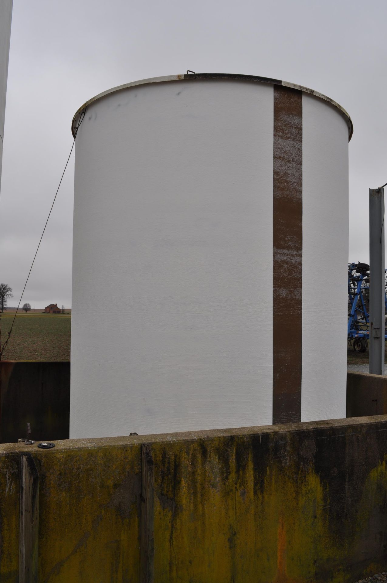 10,000 gallon fiberglass flat btm tank, 2” plumbing