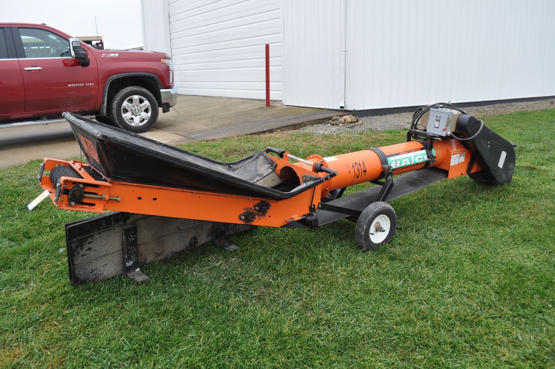 12’ Batco truck belt conveyor, 5 hp motor - Image 2 of 4