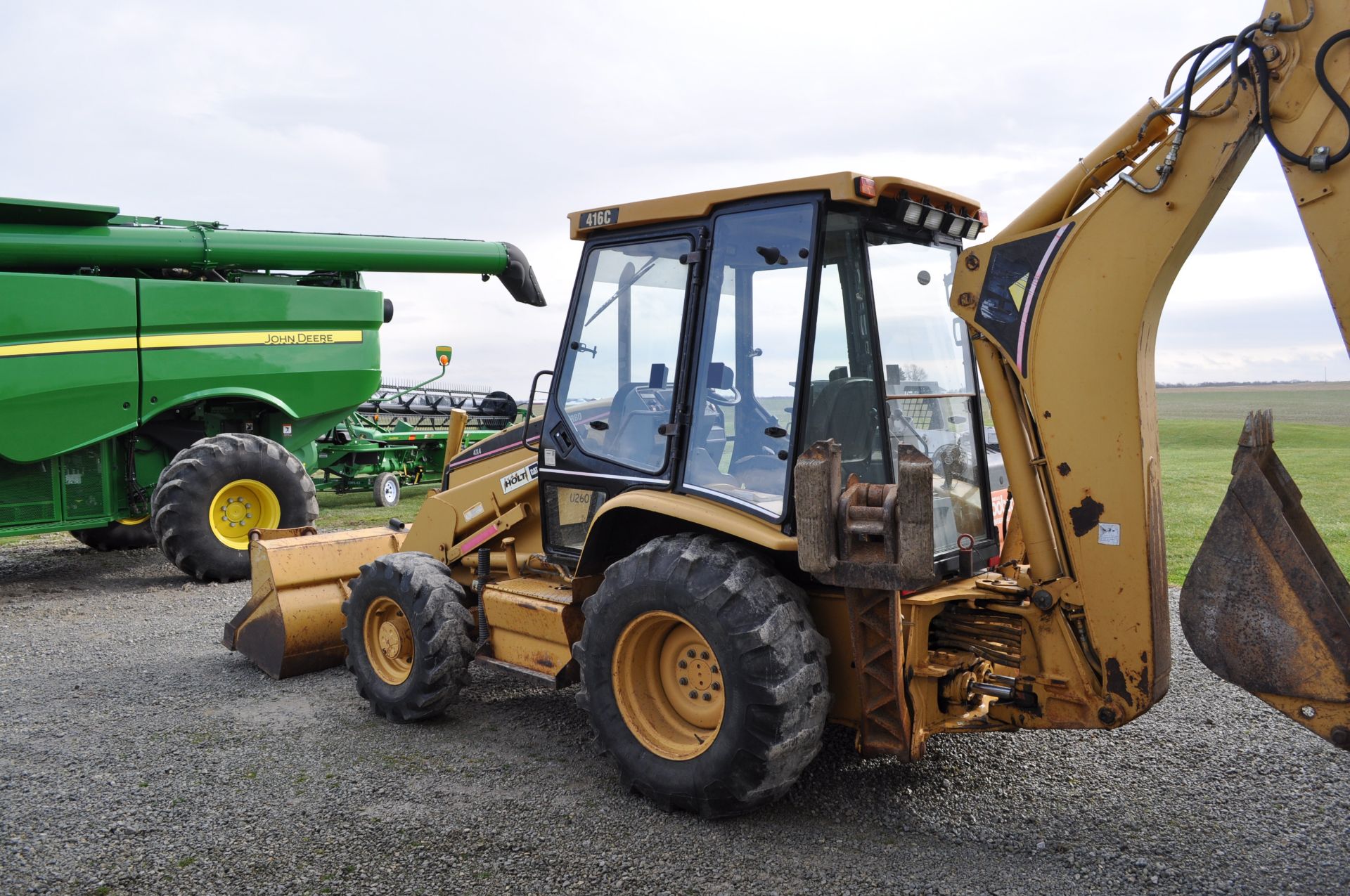 CAT 416C backhoe, 88” bucket, 19.5-24 rear, 12.5/80-18 front, 4x4, 18” and 24” digging buckets - Image 5 of 35