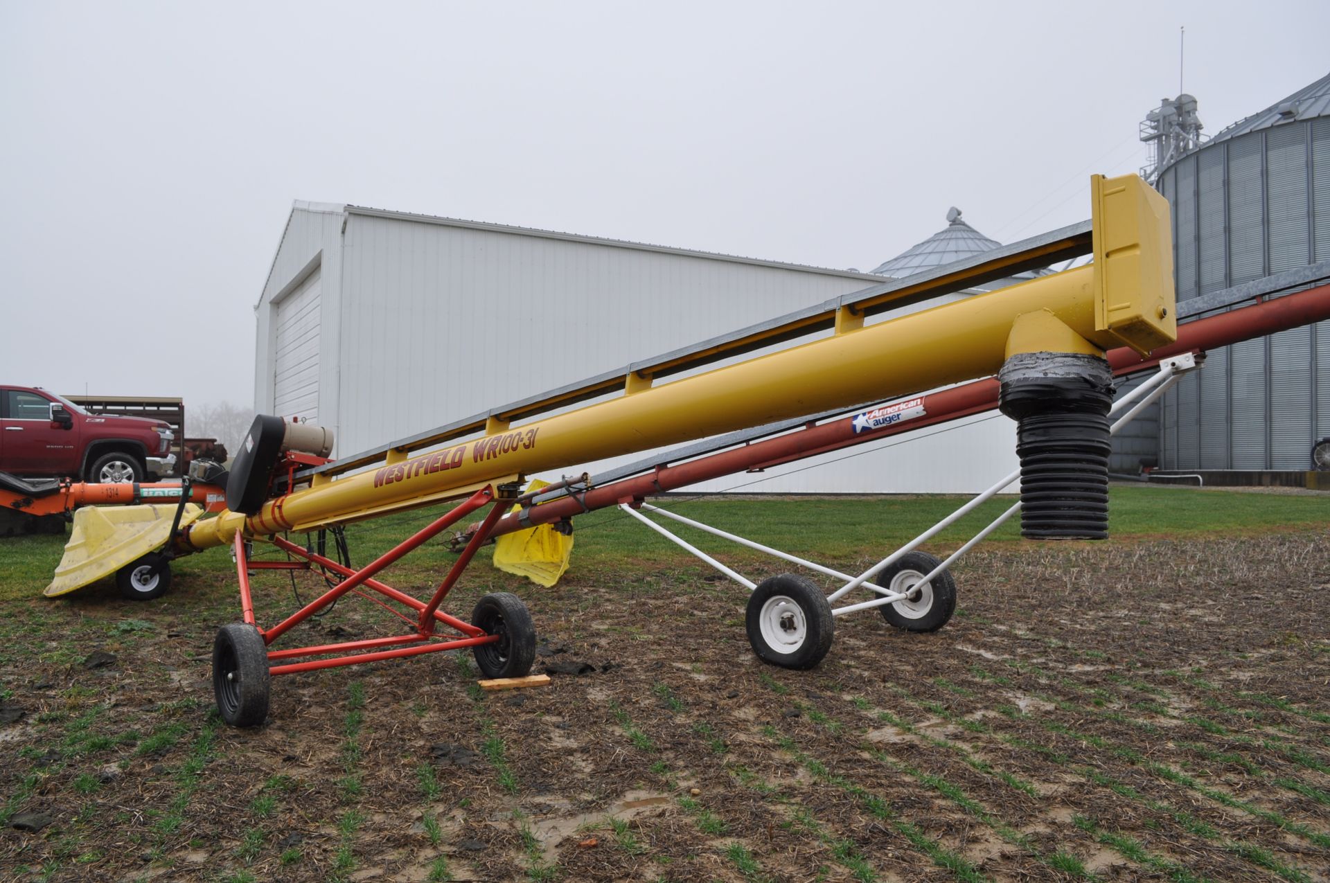 10” x 31’ Westfield 100-31 auger, 7.5 hp motor, load out manual lift - Image 3 of 8
