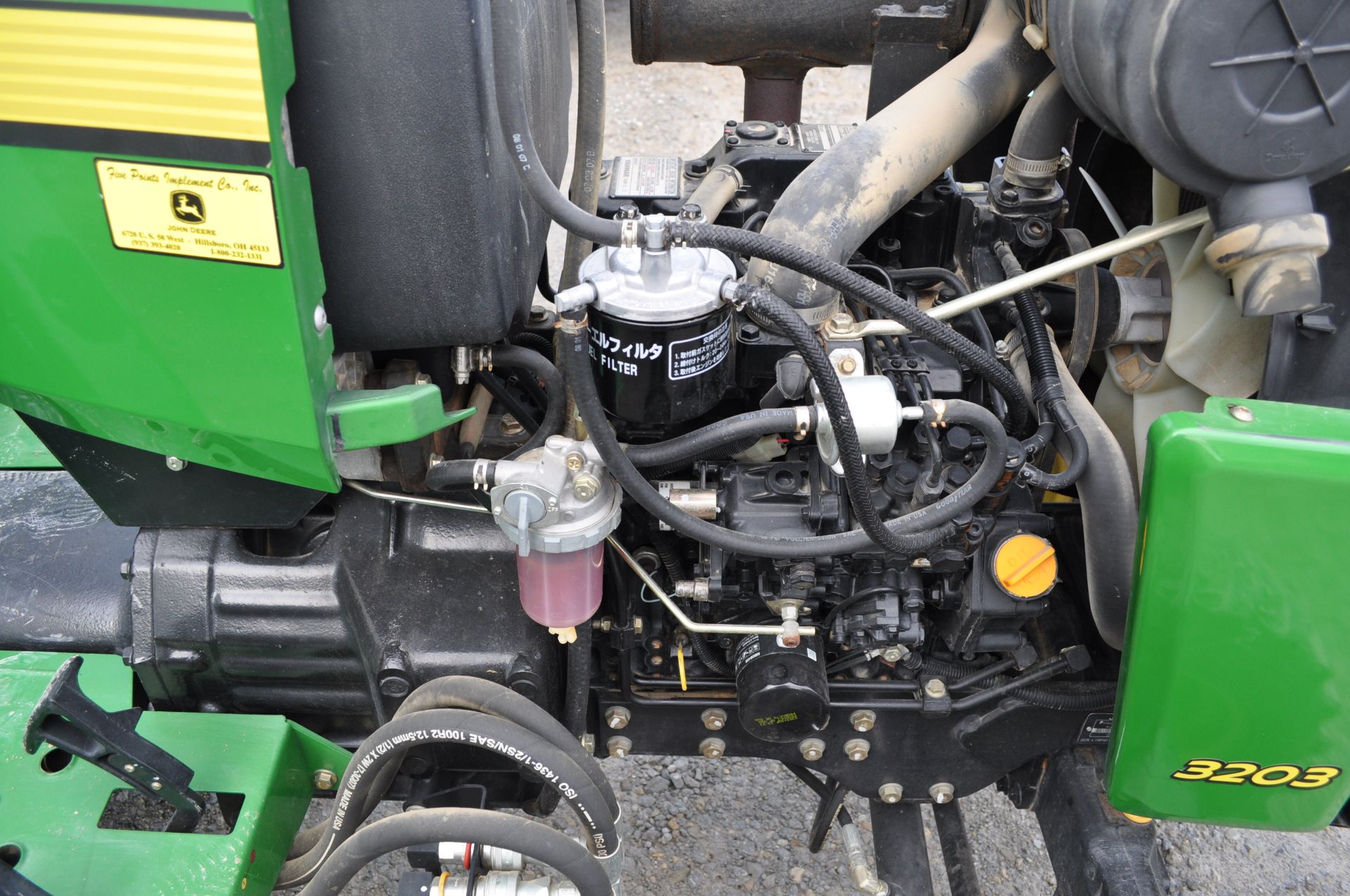 John Deere 3203 compact tractor, 15-19.5 rear, 25 x 8.50-14 front, 4x4 front wts, mid mast hyd - Image 19 of 26