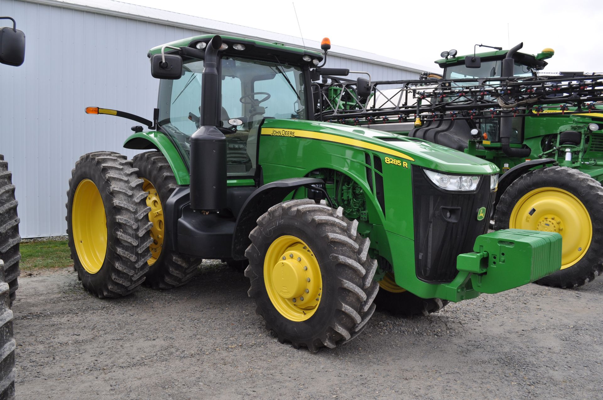 John Deere 8285R tractor, MFWD, 480/80 R 46 duals, 420 / 90 R 30 front, fenders, powershift - Image 2 of 31