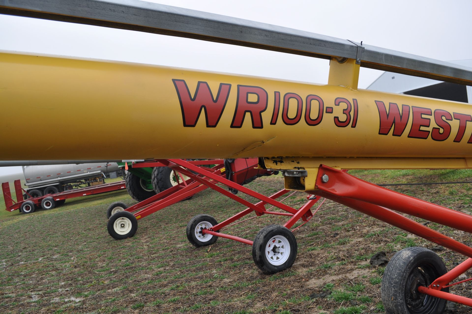 10” x 31’ Westfield 100-31 auger, 7.5 hp motor, load out manual lift - Image 4 of 8