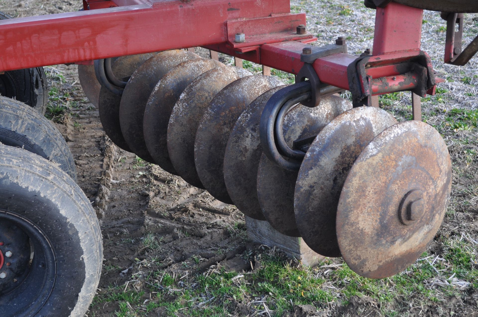 32’ Case IH 496 disc, rock flex, hyd fold - Image 10 of 18