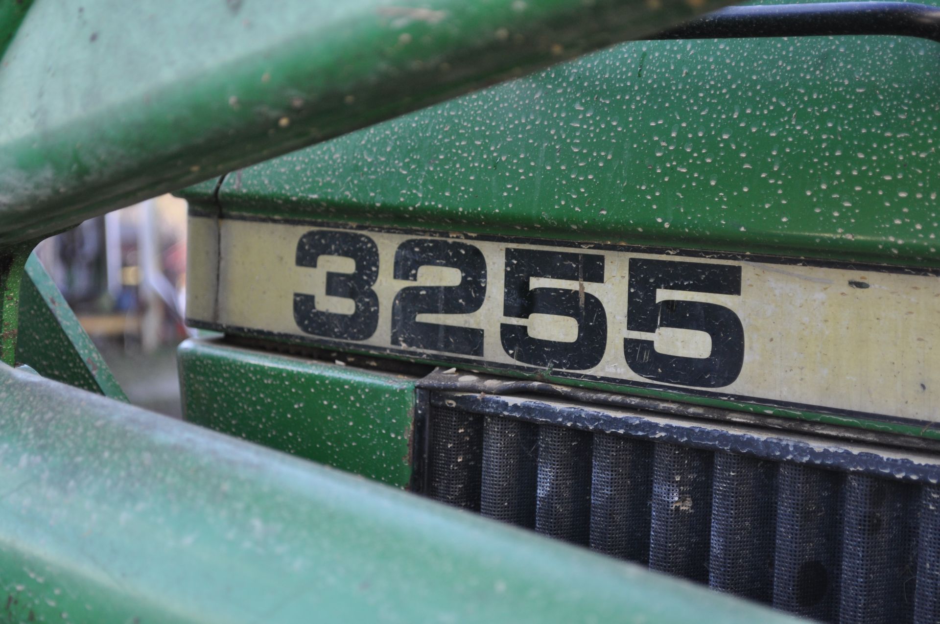 John Deere 3255 tractor, MFWD, C/H/A, 18.4-38 rear, 13.6-28 front, rear wheel weights, 2 hyd remotes - Image 4 of 28