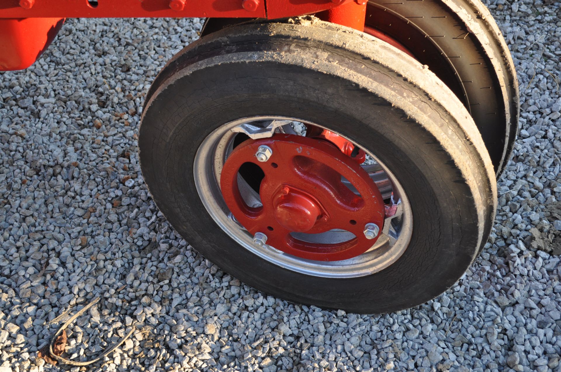 Farmall McCormick Super M tractor, gas, 13.6-38 tires, 6.00-16 narrow front, 540 PTO - Image 7 of 17