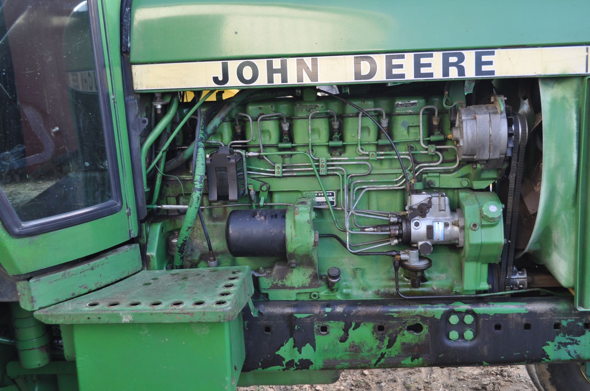 John Deere 4240 tractor, Cab, 18.4-34 tires, 11L-15 front, front weights, quad range, 2 hyd remotes - Image 10 of 26