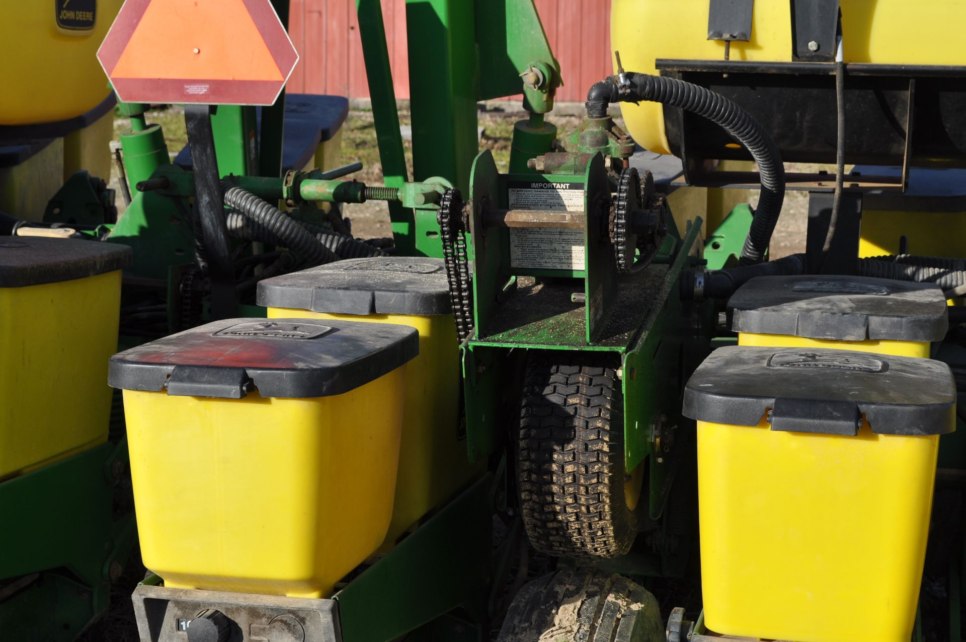 John Deere 1760 conservation planter, 12 row x 30”, hyd front fold, on row seed boxes, spring DP - Image 8 of 17