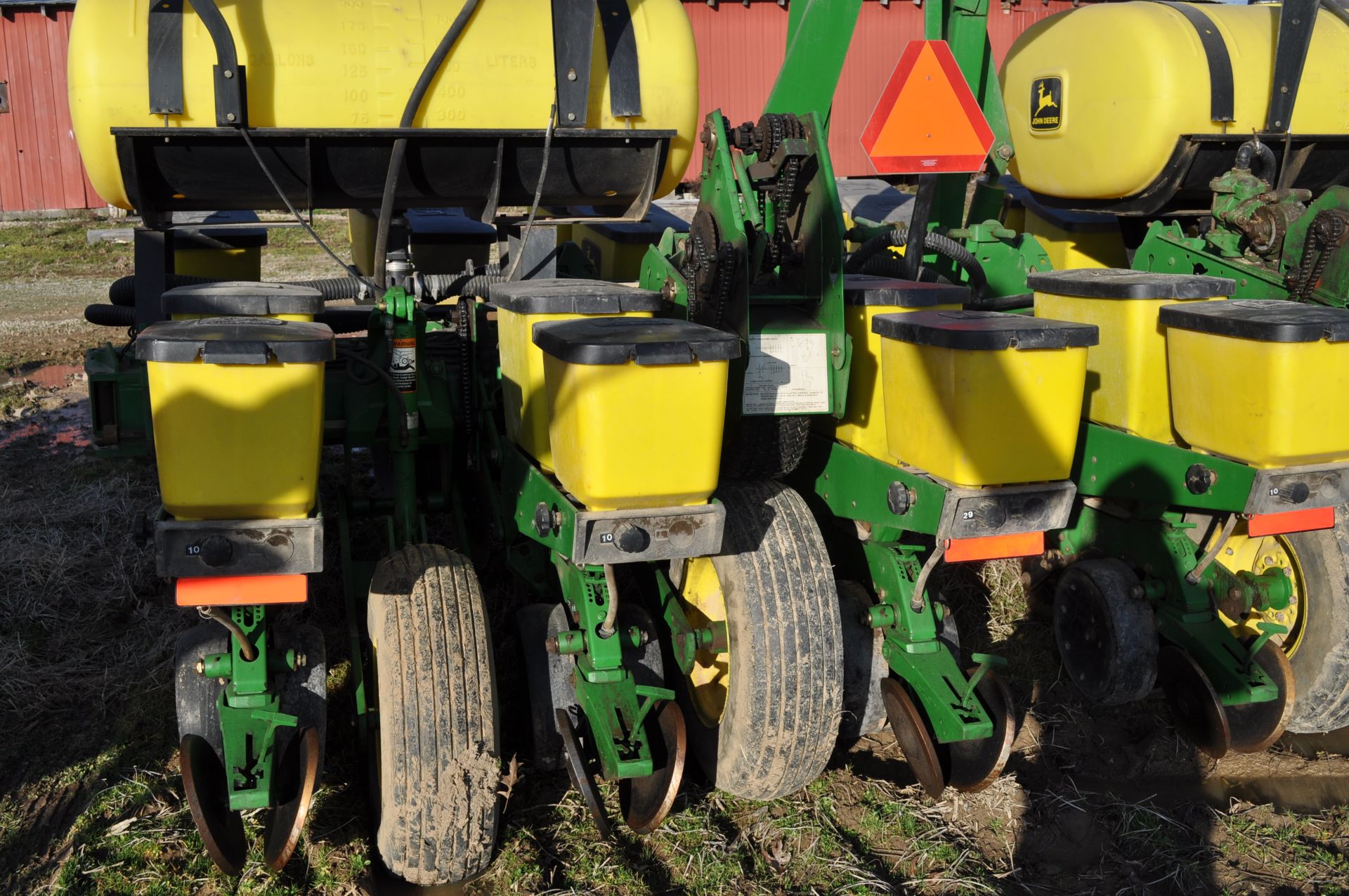 John Deere 1760 conservation planter, 12 row x 30”, hyd front fold, on row seed boxes, spring DP - Image 6 of 17