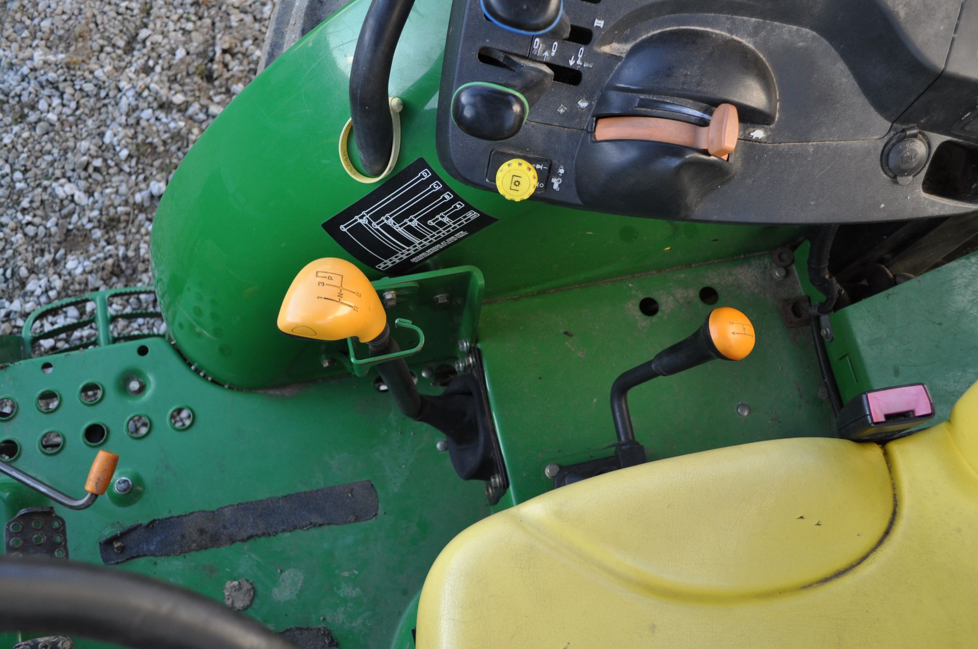 John Deere 5075M tractor, 16.9-30 rear, 11L-15 front, 2 hyd remotes, 3 pt, 540 PTO, Diesel - Image 19 of 24