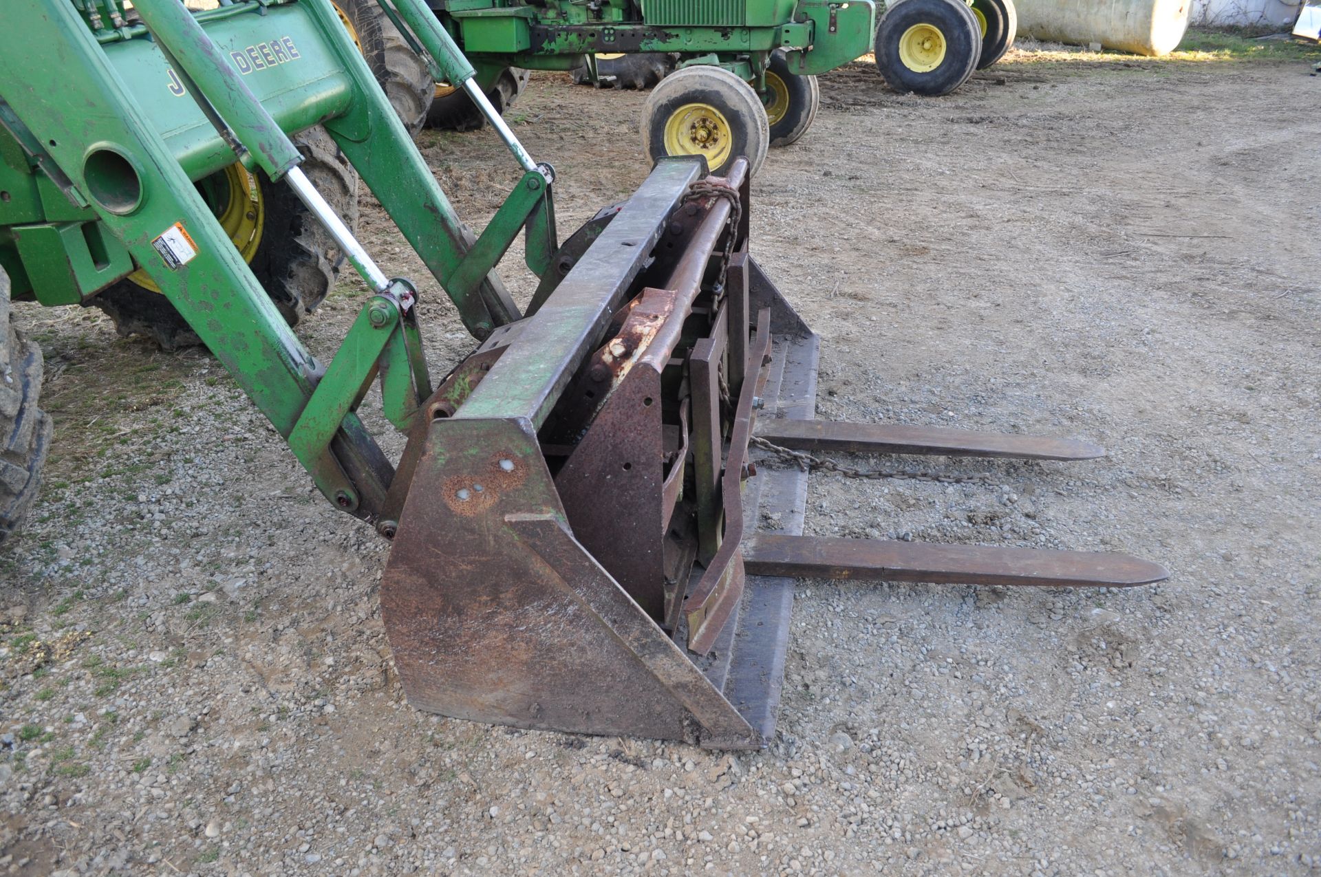 John Deere 3255 tractor, MFWD, C/H/A, 18.4-38 rear, 13.6-28 front, rear wheel weights, 2 hyd remotes - Image 16 of 28