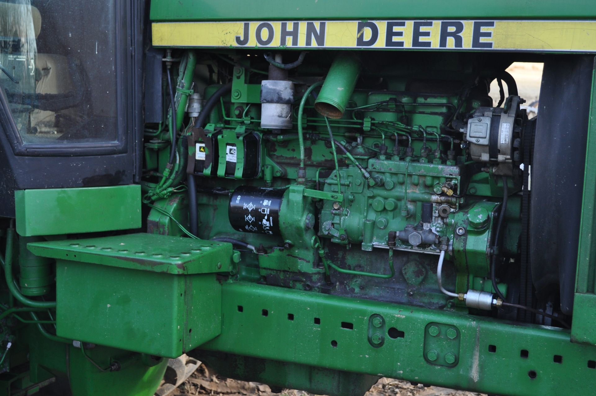 John Deere 4850 tractor, 20.8-38 rear duals, 16.5-16.1 front tires, 15 spd powershift, 3 hyd remotes - Image 10 of 29