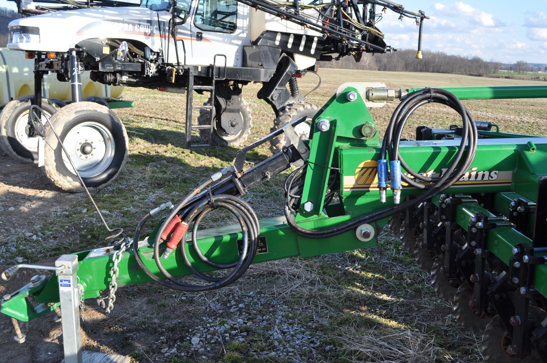 15’ Great Plains 1500 grain drill, 7.5” spacing, no till coulters, ground drive, one owner - Image 10 of 15